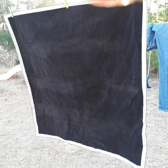 Sanders Classics Black Card Table Cover - Picture 3 of 6